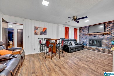 816 Hickory Dr, Birmingham, AL 35215 - photo 4