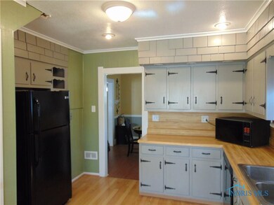 4310 Commonwealth Ave, Toledo, OH 43612 - photo 3