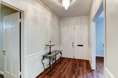 10003 Pine Forest Rd, Houston, TX 77042 - photo 3