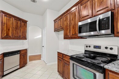 2202 Whitney Dr, Weatherford, TX 76087 - photo 4