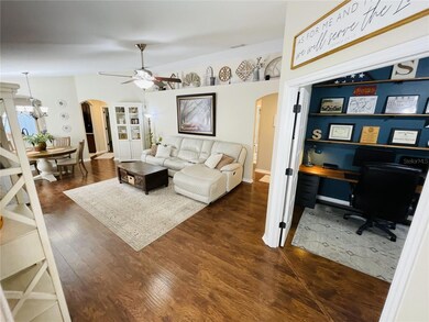 10029 Perthshire Cir, Land O Lakes, FL 34638 - photo 5