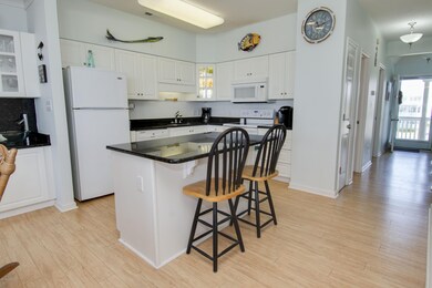 Entry Hall to Kitchen