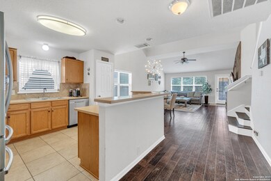 3850 Sumantra Cliff, San Antonio, TX 78261 - photo 5