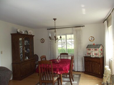 427 Slater St, Johnstown, PA 15905 - photo 4