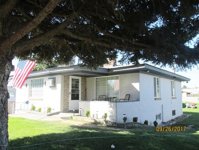 904 N 28th Ave