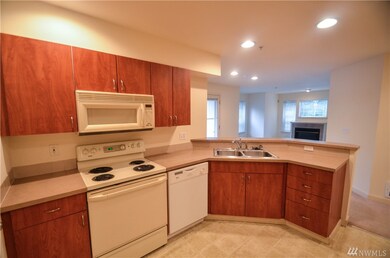 20800 72nd Ave W unit 204, Edmonds, WA 98026 - photo 2