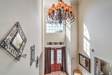 004_FOYER