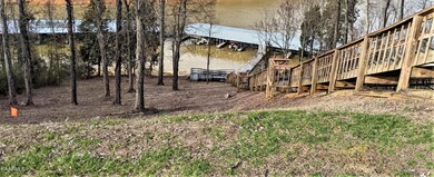 Marina from the street