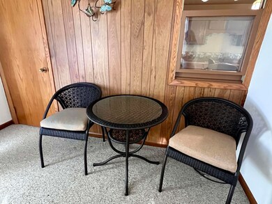 1001 Washington St, Eldora, IA 50627 - photo 3