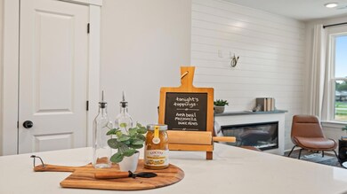 4633 Forest Hills Dr unit 102, North Charleston, SC 29418 - photo 3