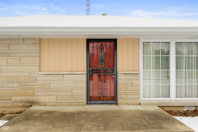 6742 E County Road 900 N, Seymour, IN 47274 - photo 5