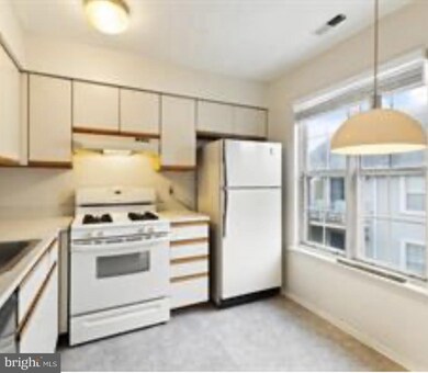 1908B Ralston Dr, Mount Laurel, NJ 08054 - photo 3