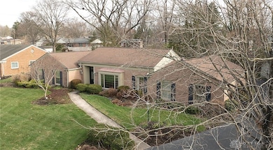 5768 Mark Dale Dr, Dayton, OH 45459 - photo 3