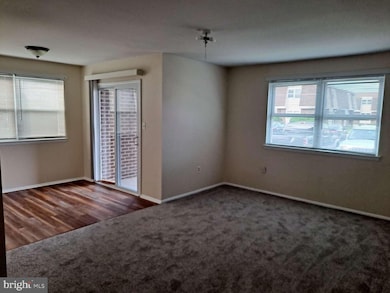 2 Florence Tollgate Place, Florence, NJ 08518 - photo 3