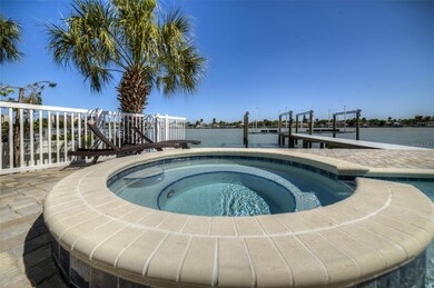 8601 E Bay Dr unit 2, Treasure Island, FL 33706 - photo 2