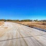 205 Aspen Cir, Pella, IA 50219 - photo 3