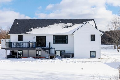 7751 N Division-52
