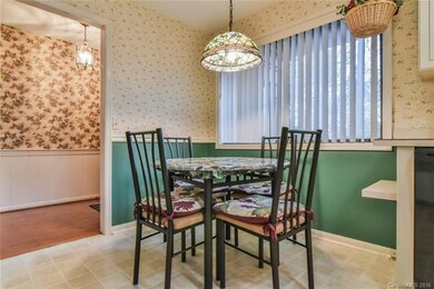 Breakfast area off kitchen, great natural light