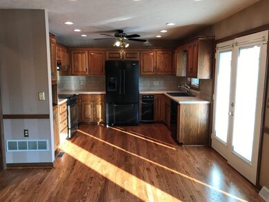 2107 Autumnview Ln, Frankfort, KY 40601 - photo 7