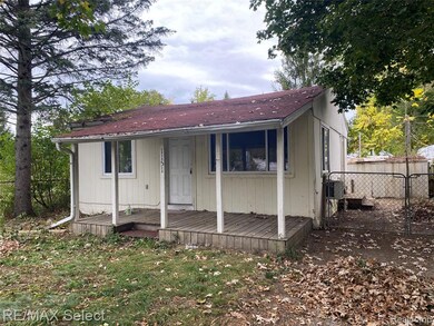 1151 Wells St, Burton, MI 48529 - photo 5