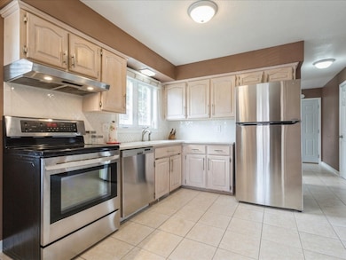 770 S 12th St, Marion, IA 52302 - photo 7