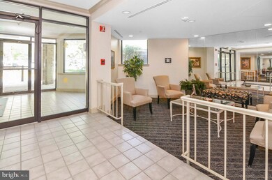 3041 Fallstaff Rd unit 403D, Baltimore, MD 21209 - photo 2