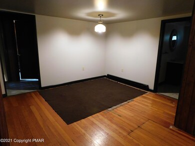 7331 White Birch Ln, Cresco, PA 18326 - photo 4