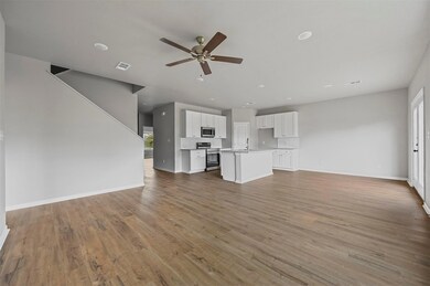 812 Brookside Dr, Springtown, TX 76082 - photo 3