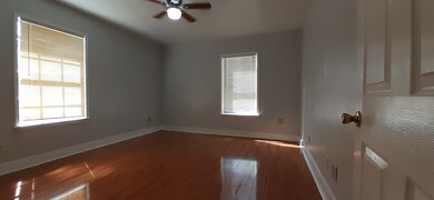 4720 Siegel St, Houston, TX 77009 - photo 7