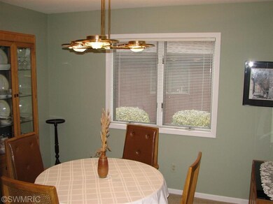 2096 Cranbrook Dr NE unit 52, Grand Rapids, MI 49505 - photo 5