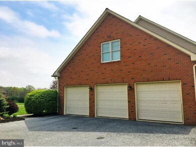 129 Grandview Rd, Boyertown, PA 19512 - photo 4