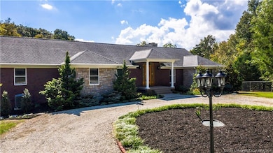 2421 Vienna Rd, Charlestown, IN 47111 - photo 3