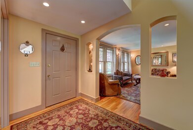 5-Foyer