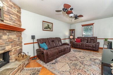10-web-or-mls-3803 CREIGHTON PL. (c)--2