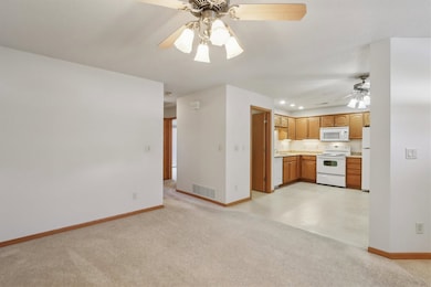 127 N Downey St, West Branch, IA 52358 - photo 7