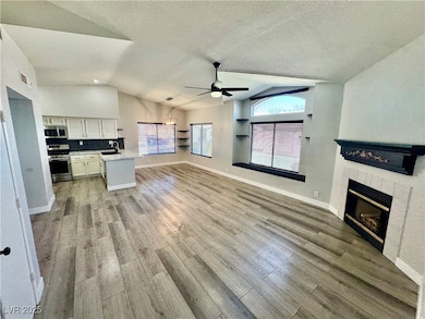 4821 Black Bear Rd unit 203, Las Vegas, NV 89149 - photo 3