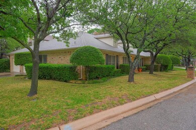 1101 Southmont Dr, Denton, TX 76205 - photo 2