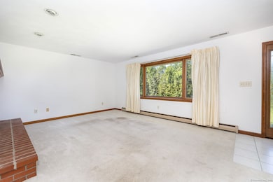 428 Maple St, Litchfield, CT 06759 - photo 6