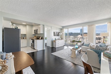 Sunset Towers unit 1903, Honolulu, HI 96814 - photo 3