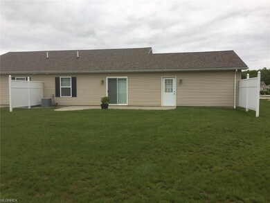 320 Woodland Way unit A, Jefferson, OH 44047 - photo 2