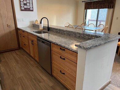 C-32 8j Sportscenter Village Way, Dover, VT 05356 - photo 6