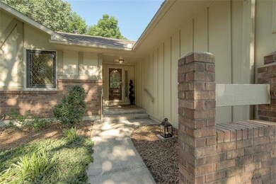 6308 Oakview St, Shawnee, KS 66216 - photo 5