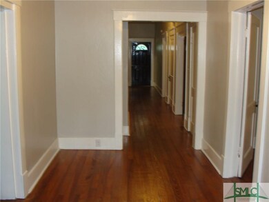 1228 E 33rd St unit Lower, Savannah, GA 31404 - photo 2