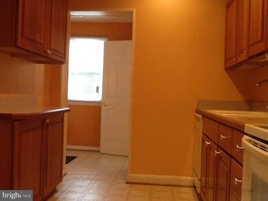 1012 Winsford Rd, Towson, MD 21204 - photo 2
