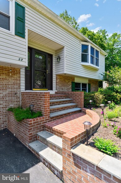 17 Berkshire Dr, Wallingford, PA 19086 - photo 4