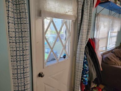 9 Washington Ave, Allenstown, NH 03275 - photo 5