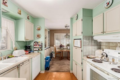 3500 S King St unit 33, Denver, CO 80236 - photo 2