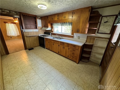 509 Forest Ave, Franklin, OH 45005 - photo 3