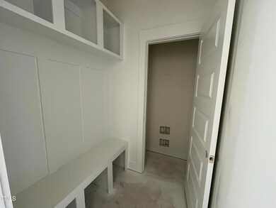 6E2C552D-B62F-48A5-BF60-41BE256F5ACC