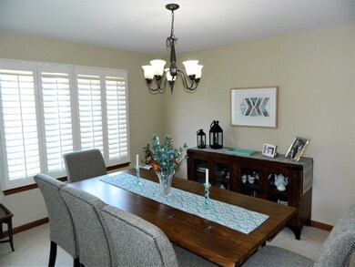 1703 Chalmette Ct, Naperville, IL 60565 - photo 7